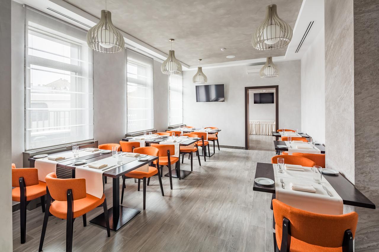Hotel Taurus Lviv